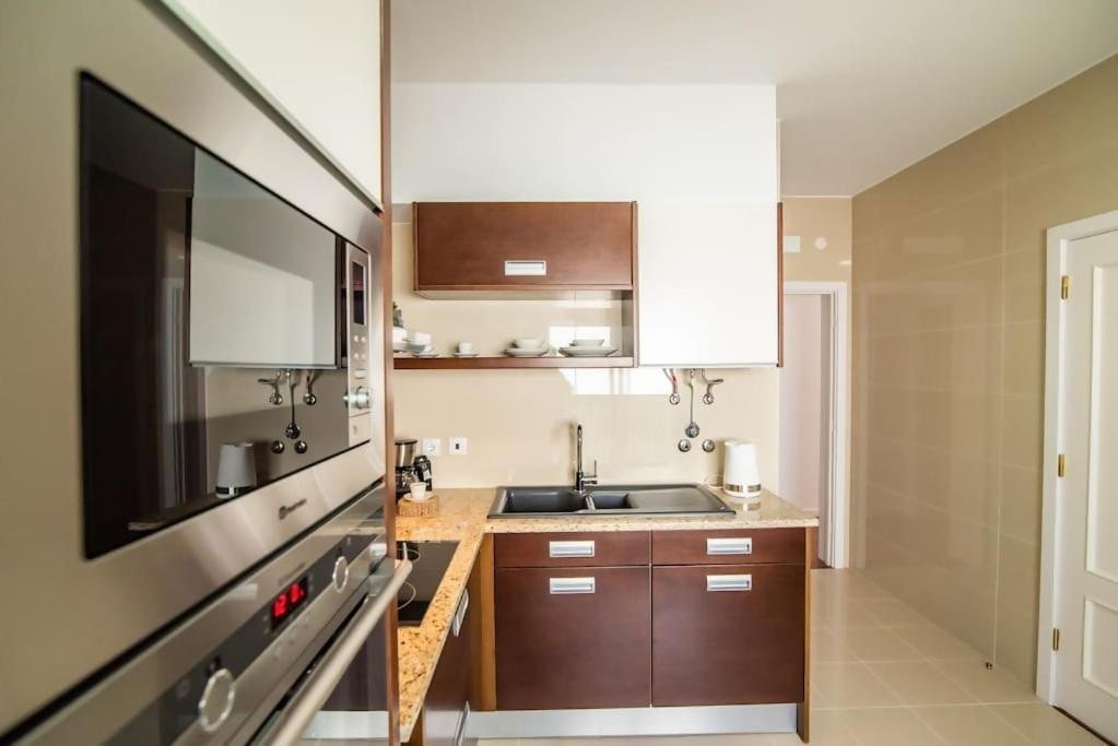 Cozy Sea View Apartment Near City & Airport Ponta Delgada Eksteriør bilde